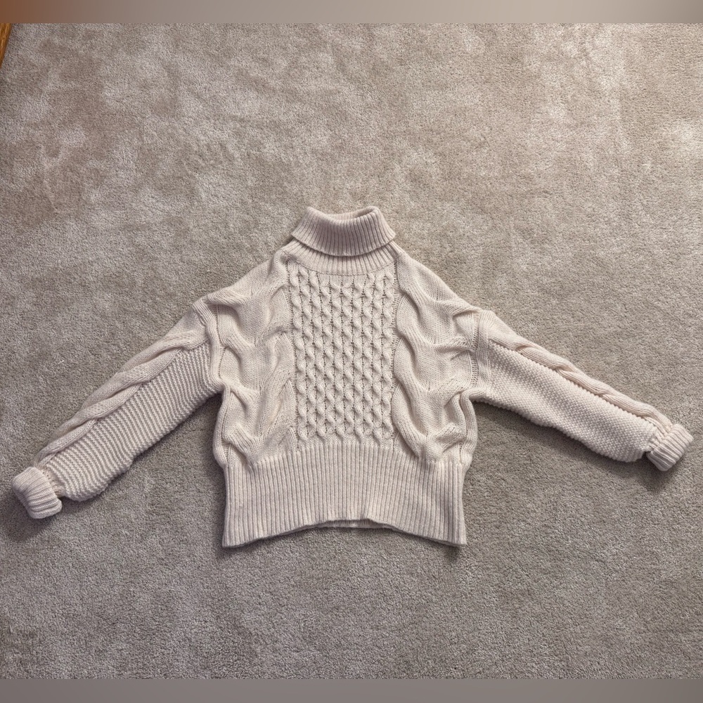 Flannel & Barrel Chunky Cable Knit Turtleneck Sweater Size M